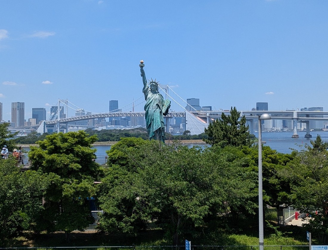 お台場の自由の女神像