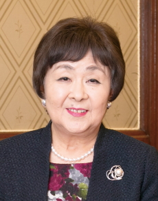 室伏 きみ子の写真